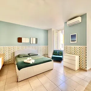  Appartamento Azur On Massena Street