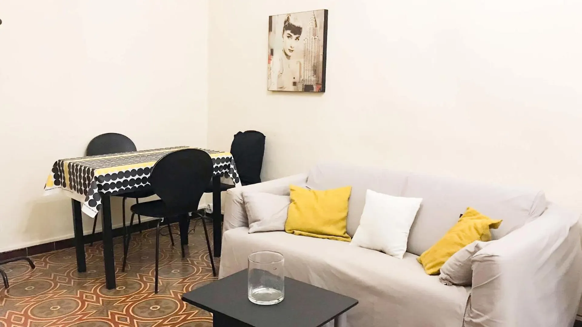 Place Vieille - Charming Apartment In The Old Town Nice France